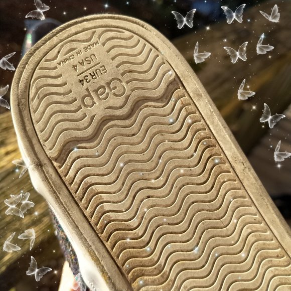 ❤️‍🔥🔥HURRY!! STORE CLOSE THIS WEEK😱!! 🌿✨️GAP GLITTER SHOE✨️🌿 - Picture 4 of 4